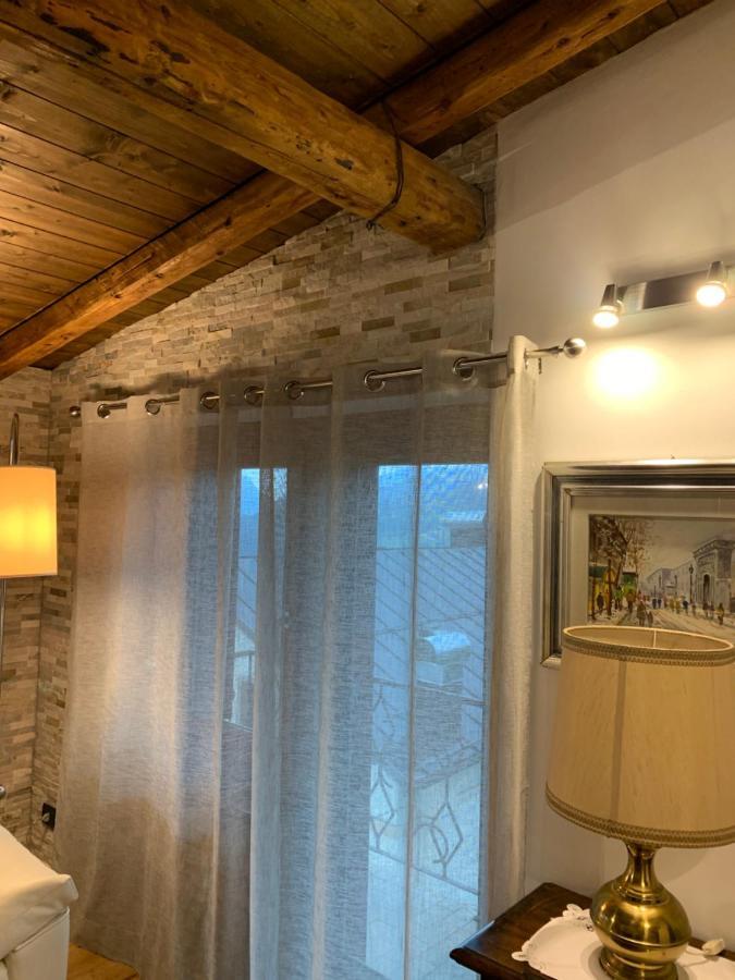 אפרטהוטל דומג'ה די קדורה Mansarda La Soffitta מראה חיצוני תמונה
