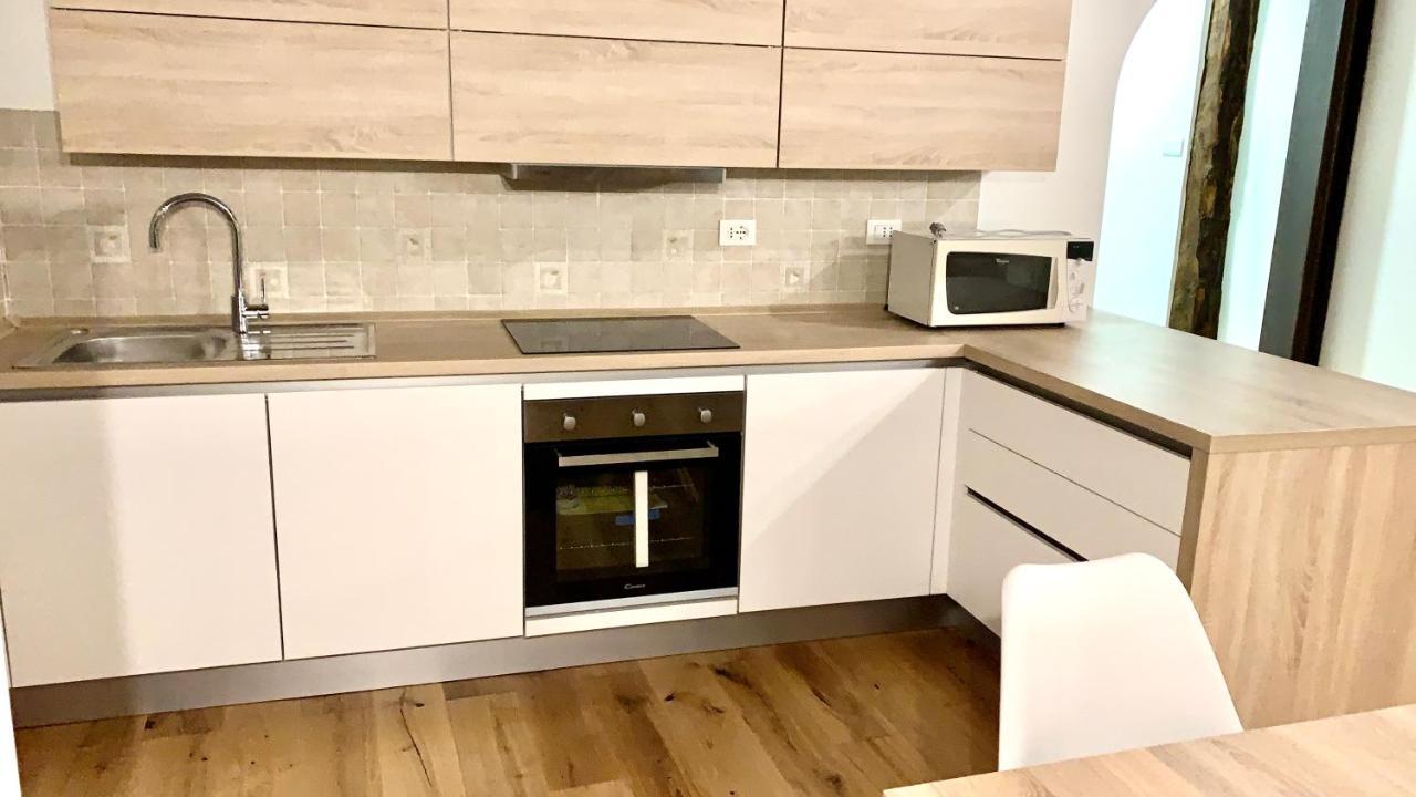 אפרטהוטל דומג'ה די קדורה Mansarda La Soffitta מראה חיצוני תמונה