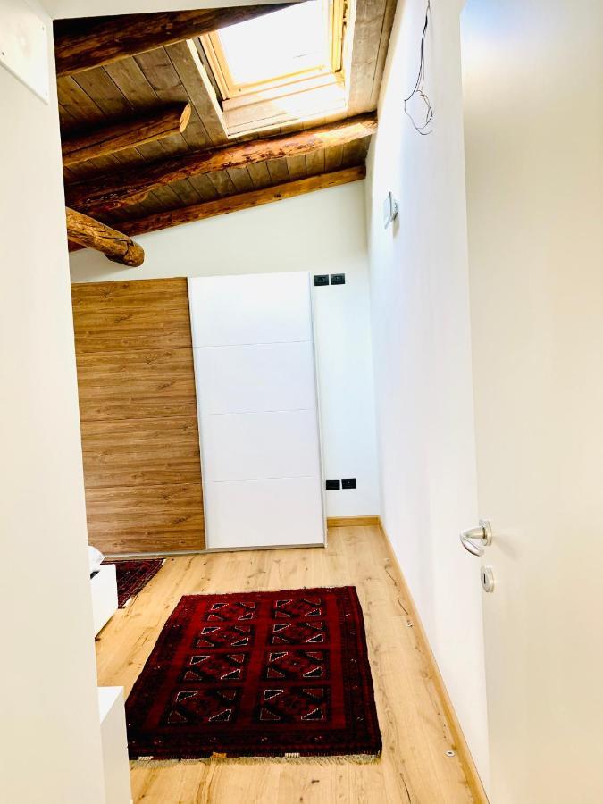 אפרטהוטל דומג'ה די קדורה Mansarda La Soffitta מראה חיצוני תמונה